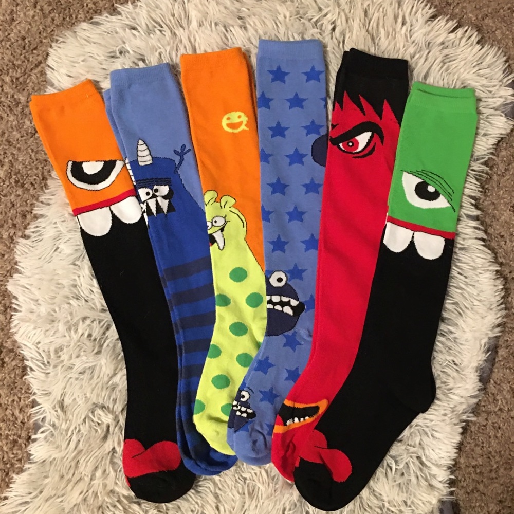 NWOT Knee high socks (6 pack)
